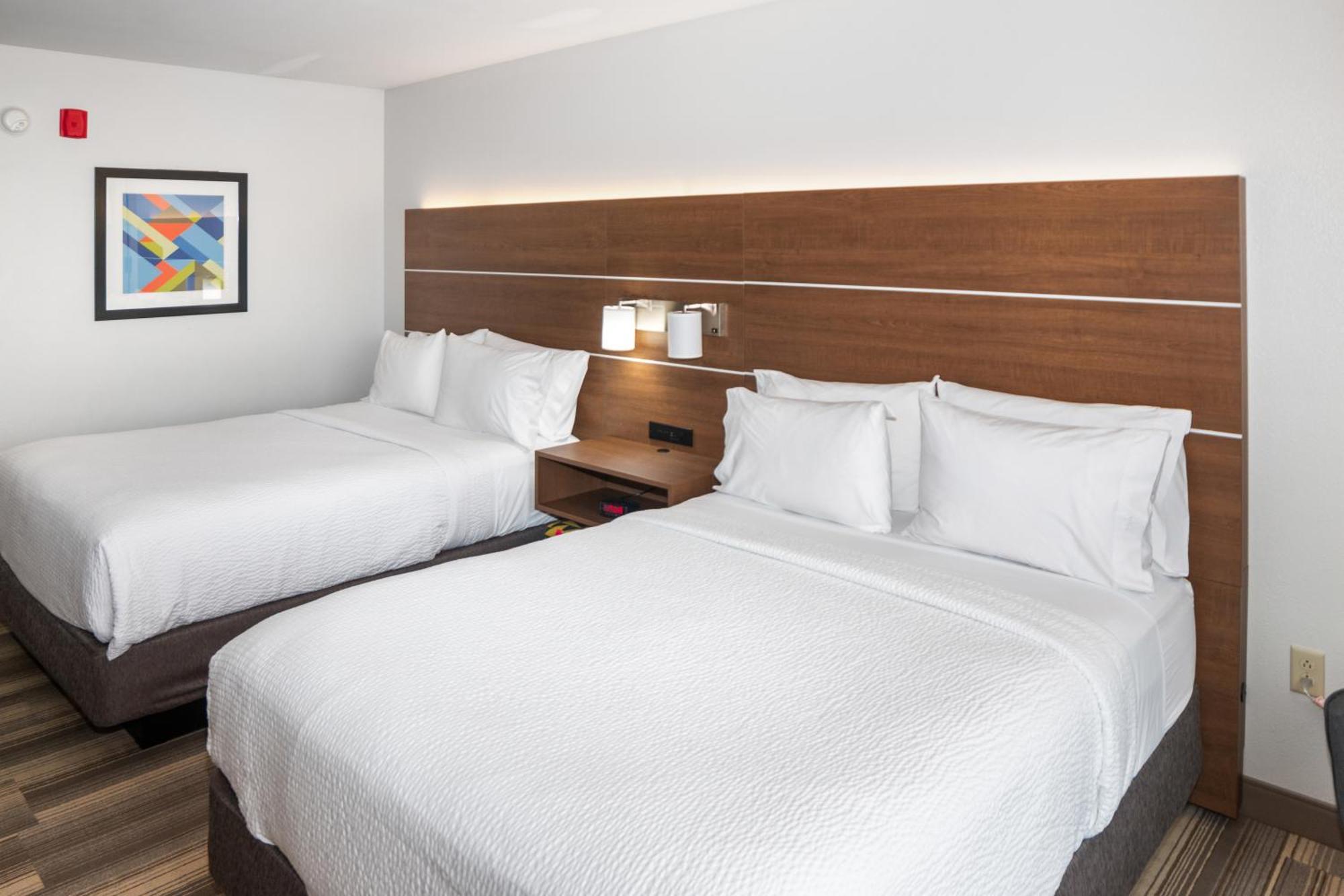 Holiday Inn Express And Suites Stroudsburg-Poconos By Ihg Zewnętrze zdjęcie