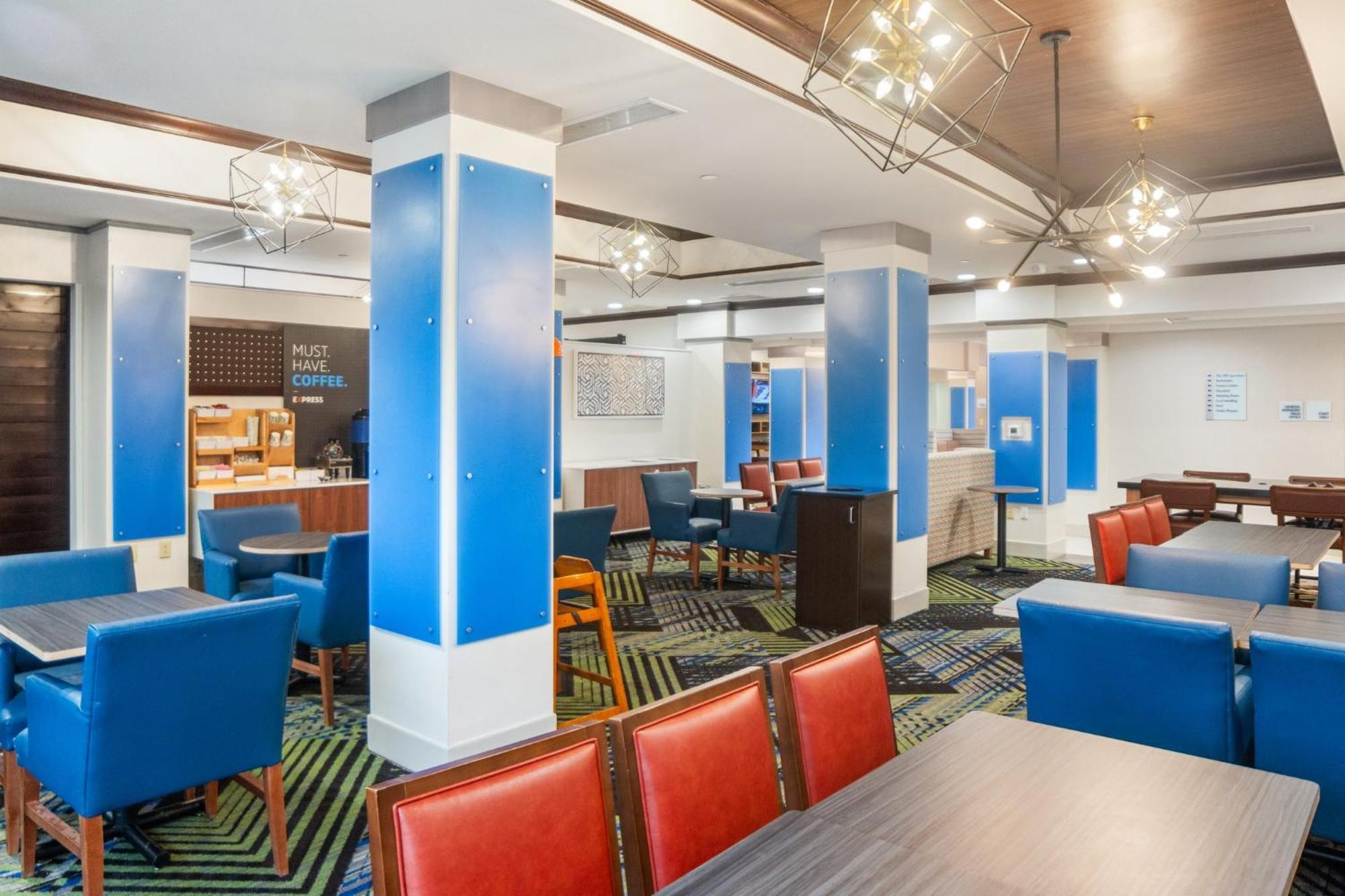 Holiday Inn Express And Suites Stroudsburg-Poconos By Ihg Zewnętrze zdjęcie