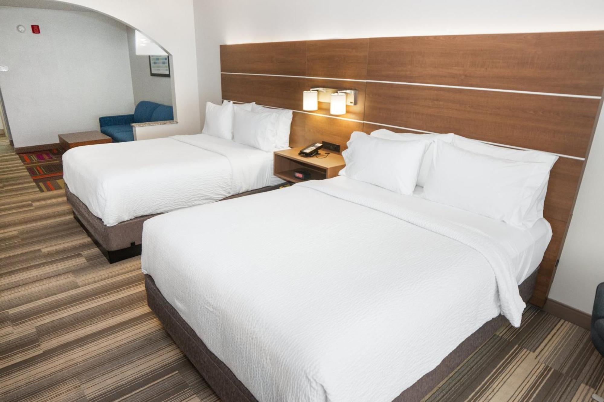 Holiday Inn Express And Suites Stroudsburg-Poconos By Ihg Zewnętrze zdjęcie
